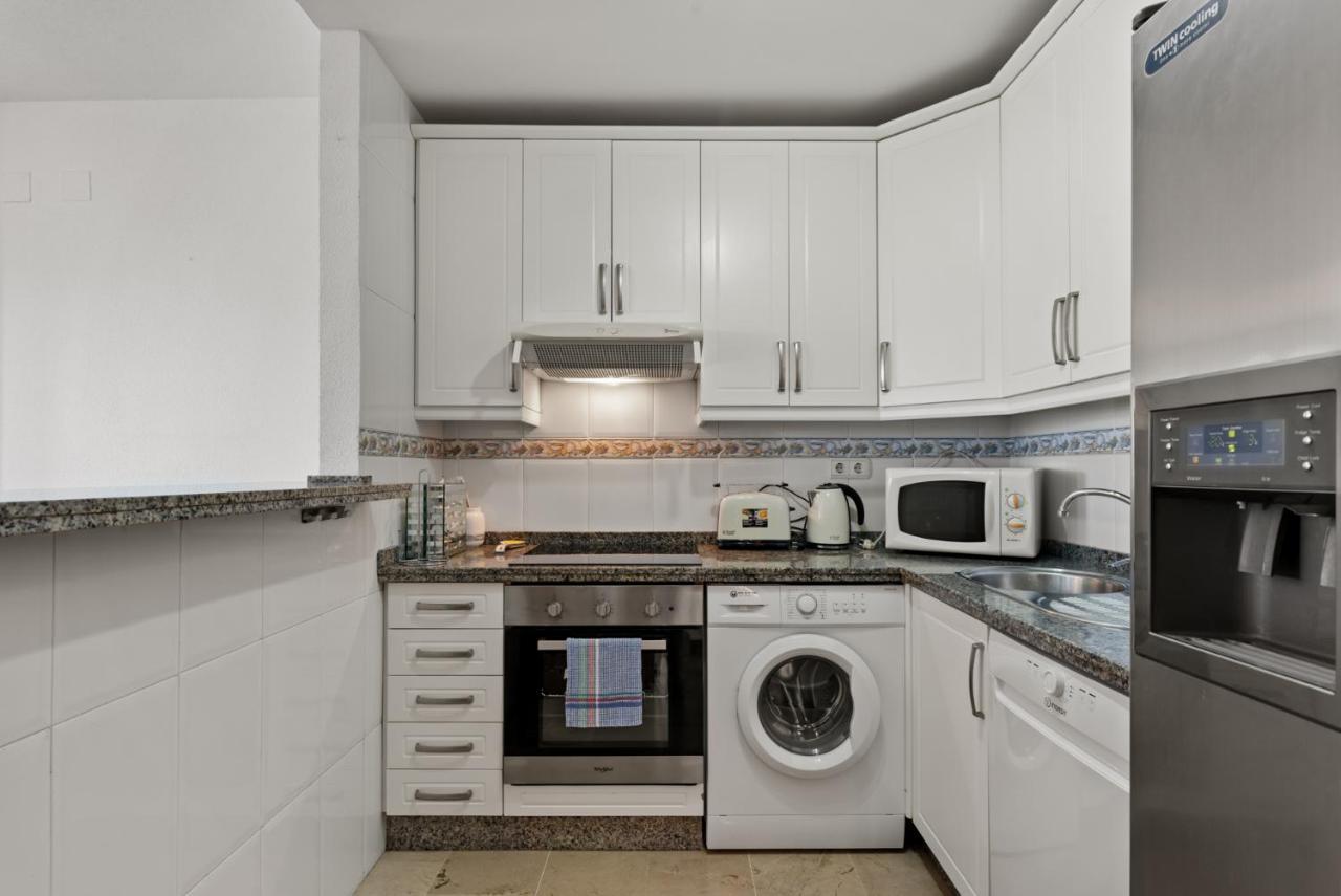 Marysol Beachclose With Pool By Costarentals - Ref 200 Appartement